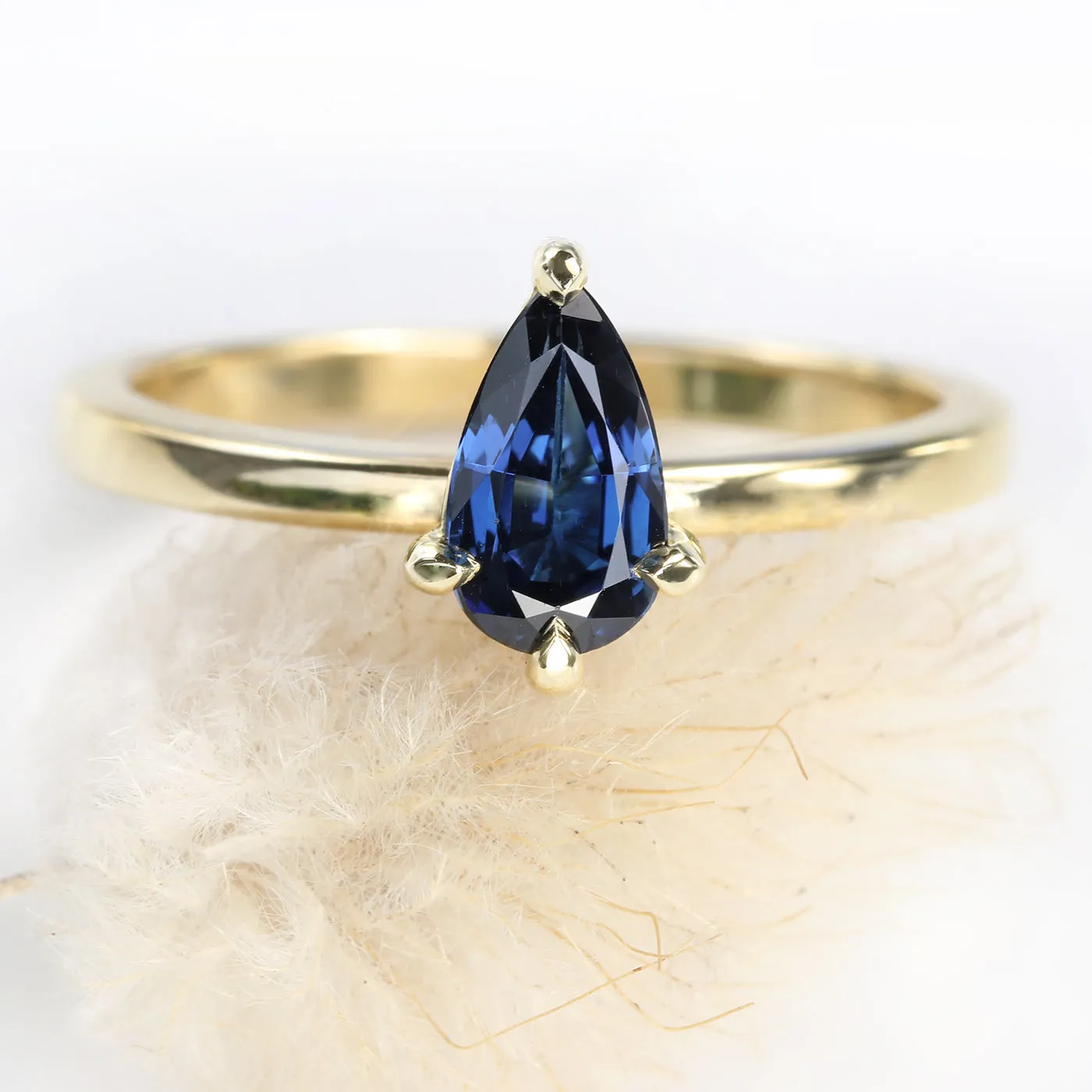 18ct Gold Deep Blue Sapphire Teardrop Ring (Size M 1/2, Resize G - P 1/2)