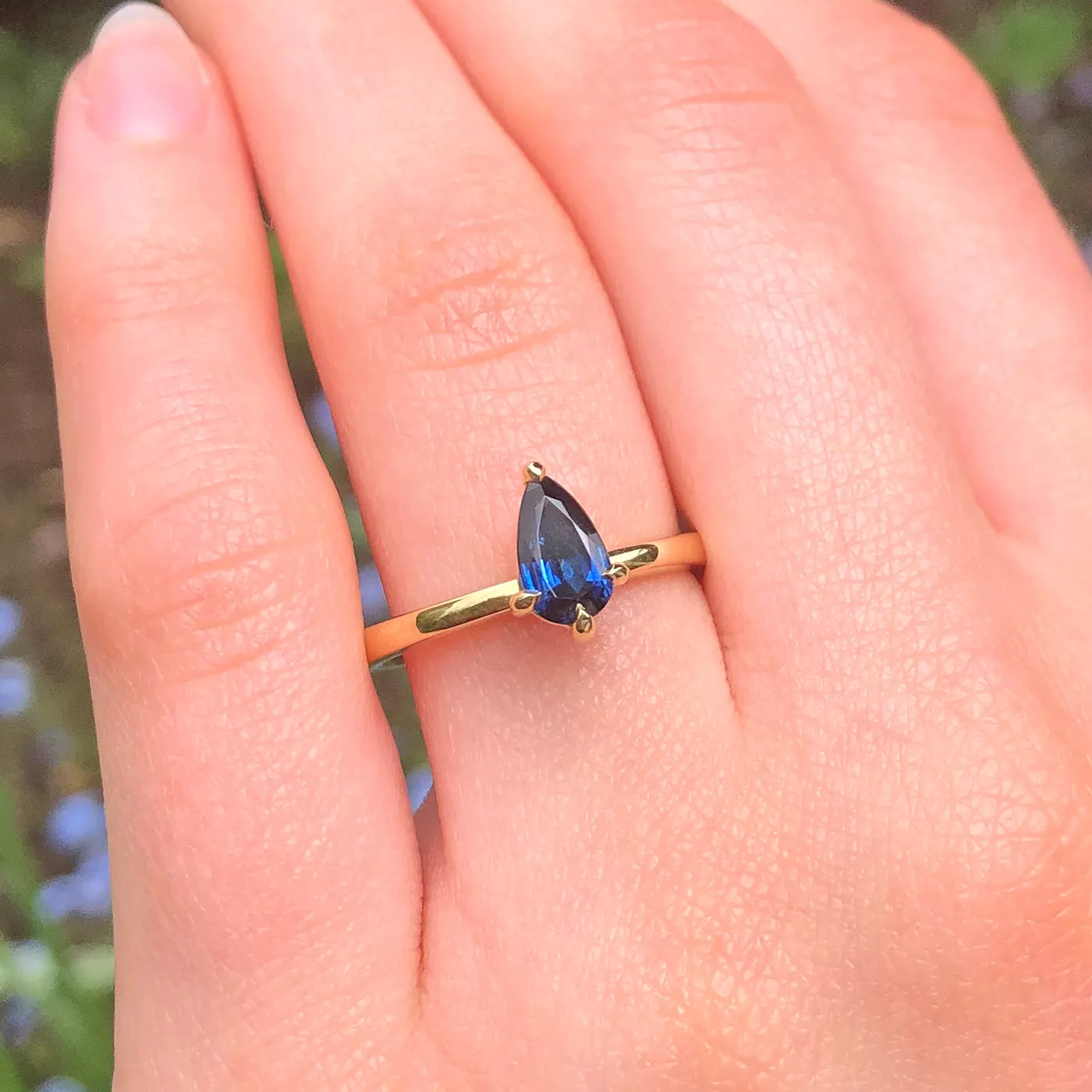 18ct Gold Deep Blue Sapphire Teardrop Ring (Size M 1/2, Resize G - P 1/2)