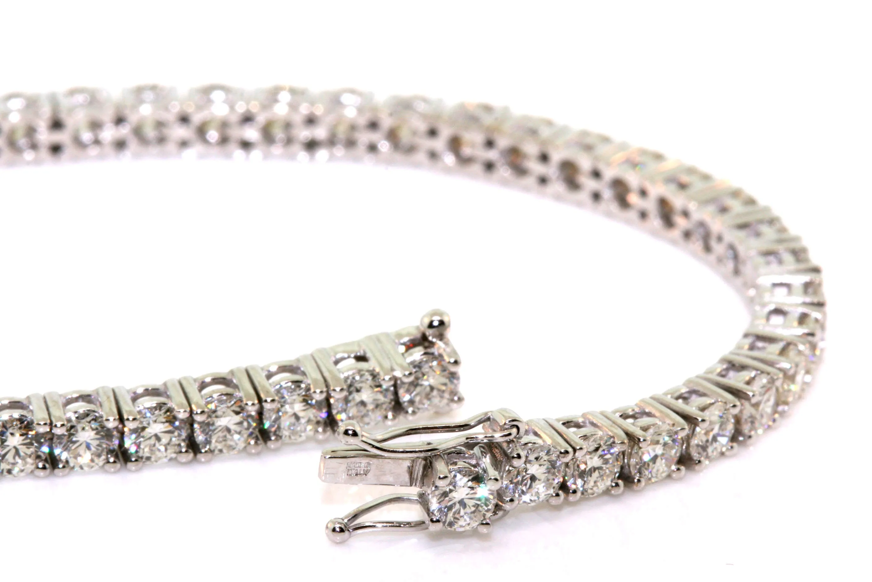 18k Diamond Tennis Bracelet