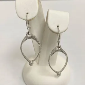18kt White Gold Diamond Dangle Earrings