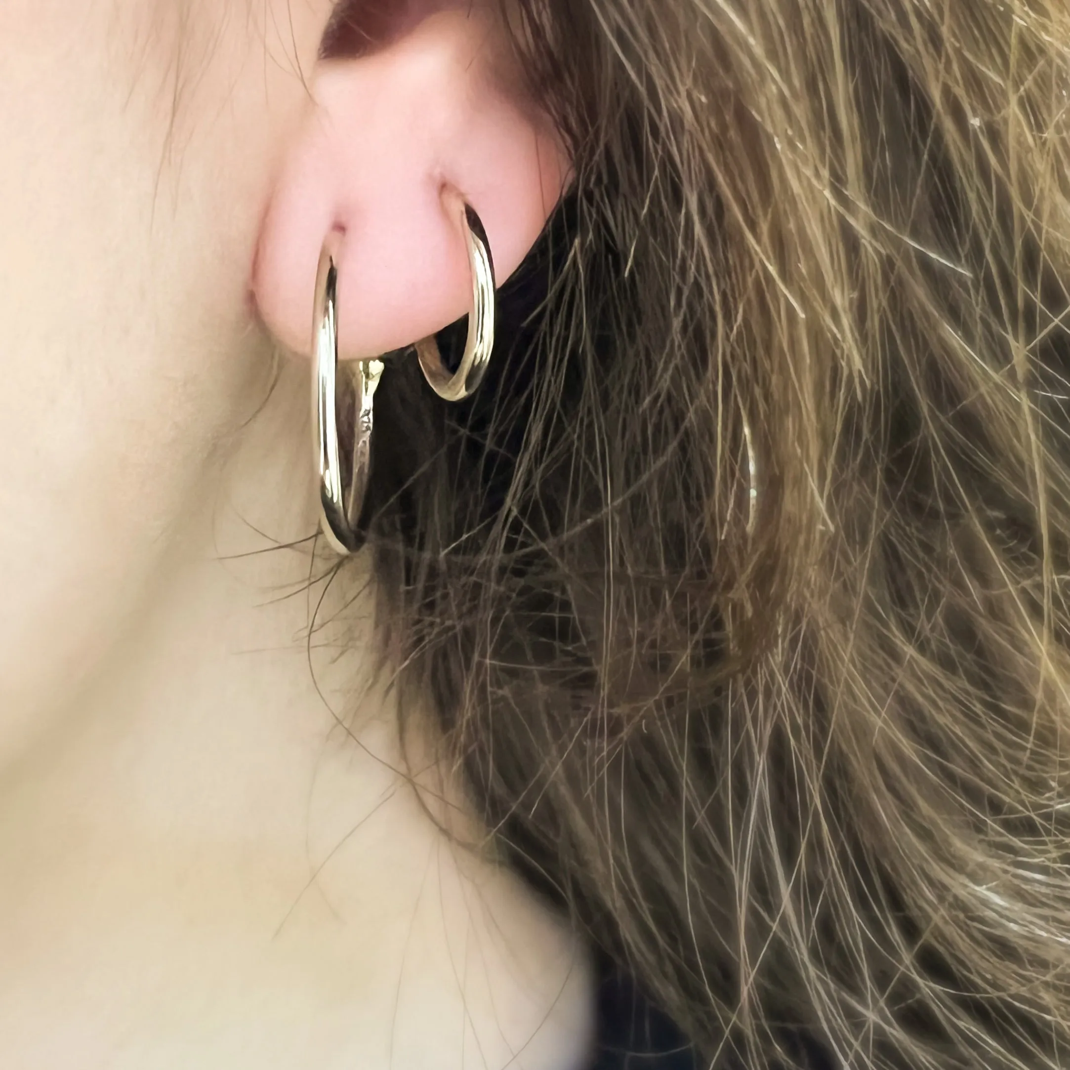 9ct White Gold 3/4 Hoop Earrings - Small