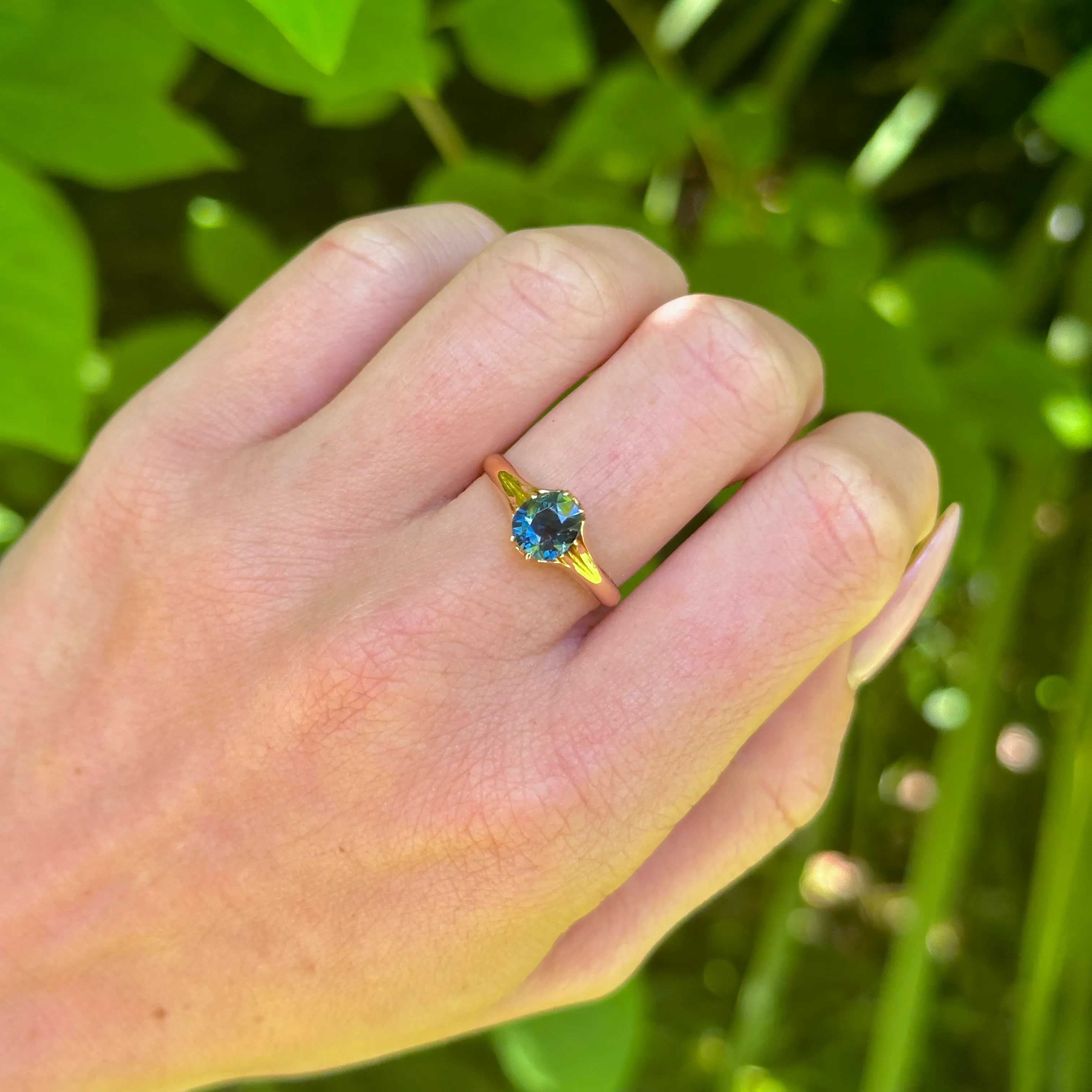 Antique, Edwardian single-stone old cut teal sapphire ring