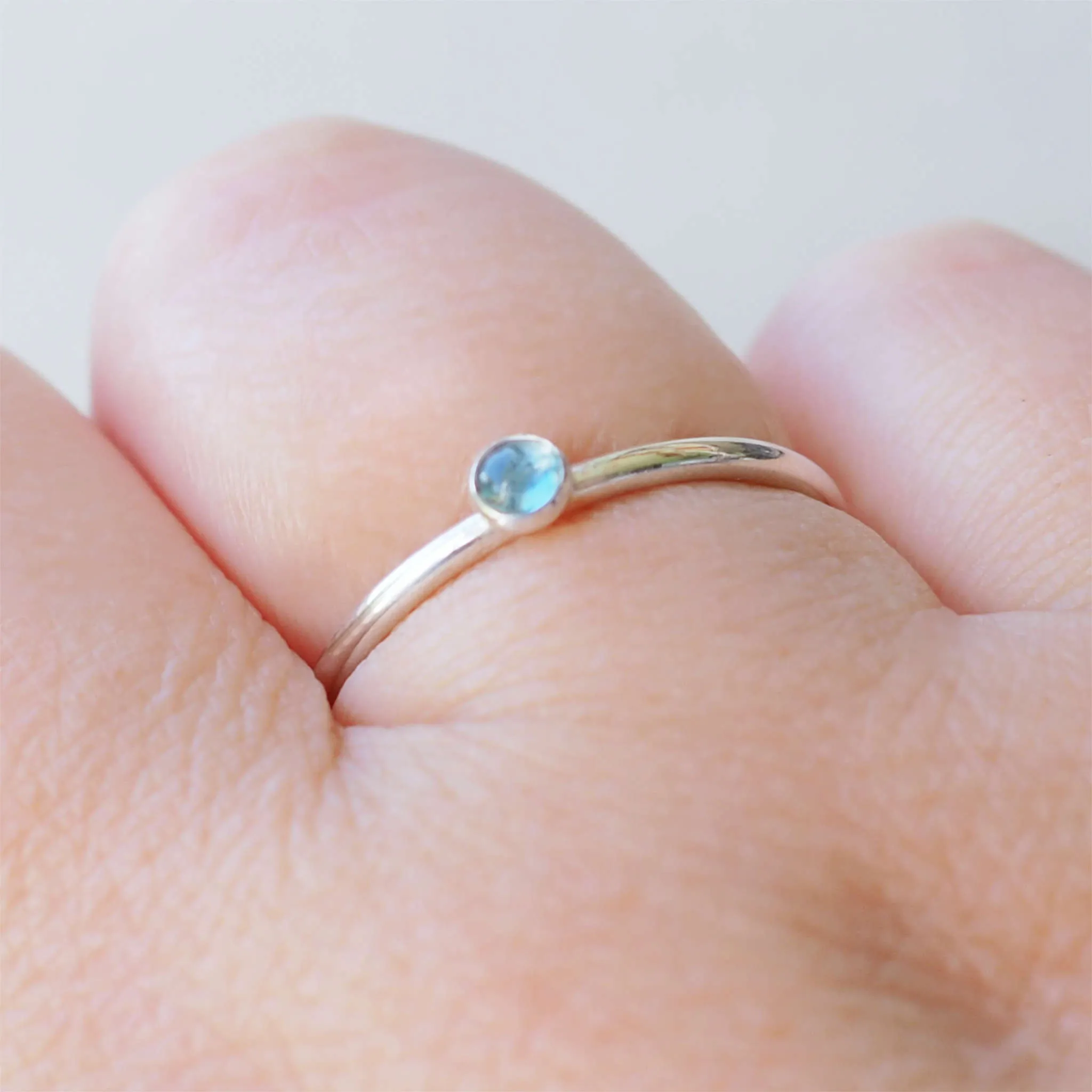 Aquamarine Ring: Square Band with 3mm Stone