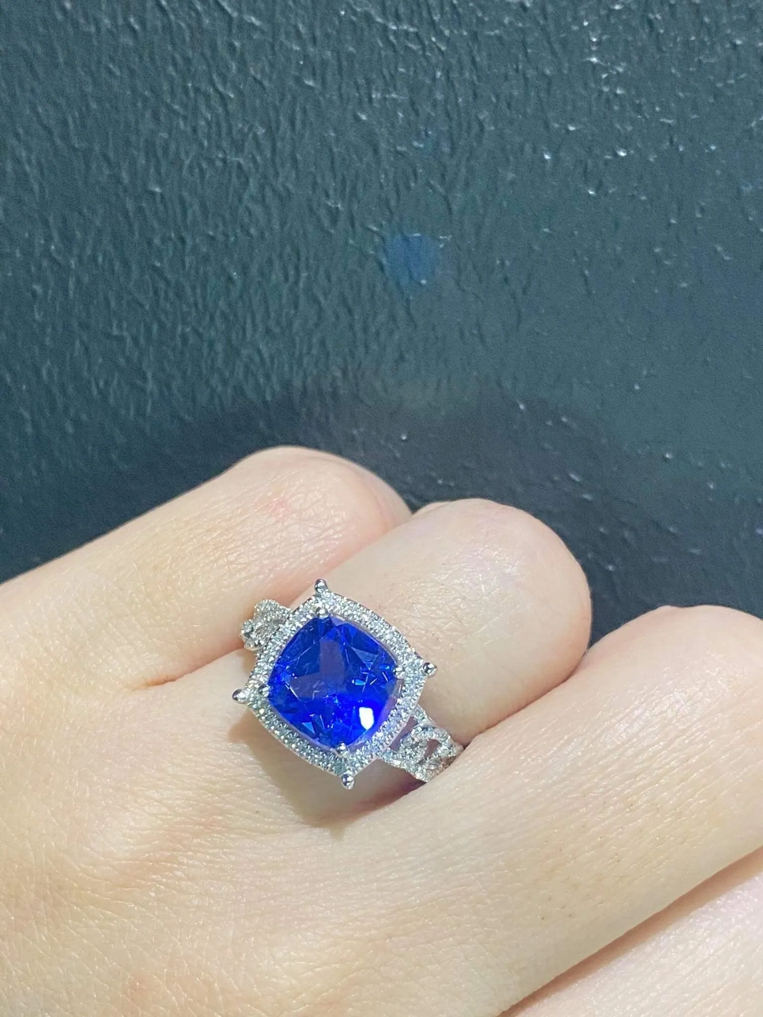 Blue Sapphire Chain Gemstones Diamond Ring 14kt