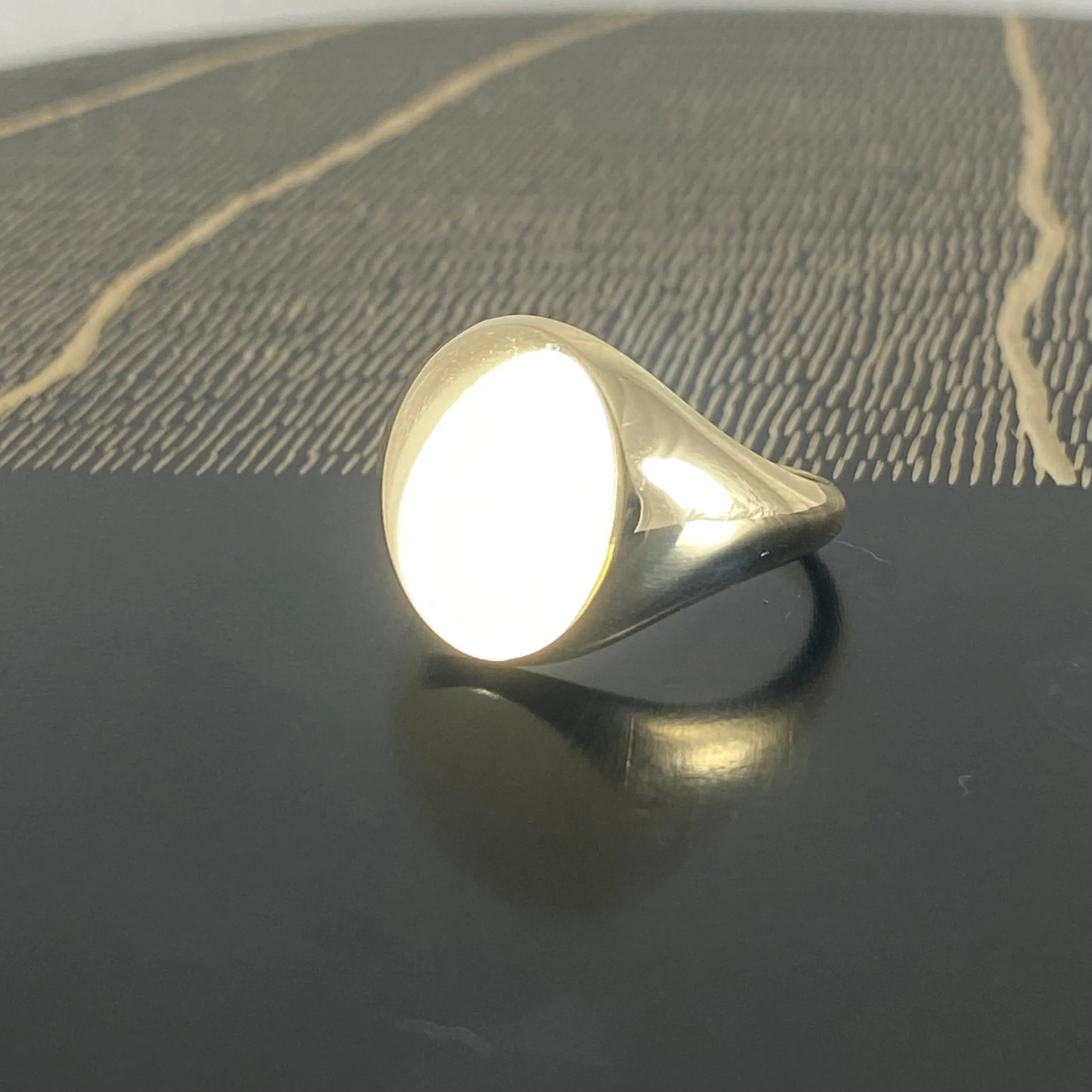 Classic Oval 16mm x 13mm - 9 Carat Yellow Gold Signet Ring
