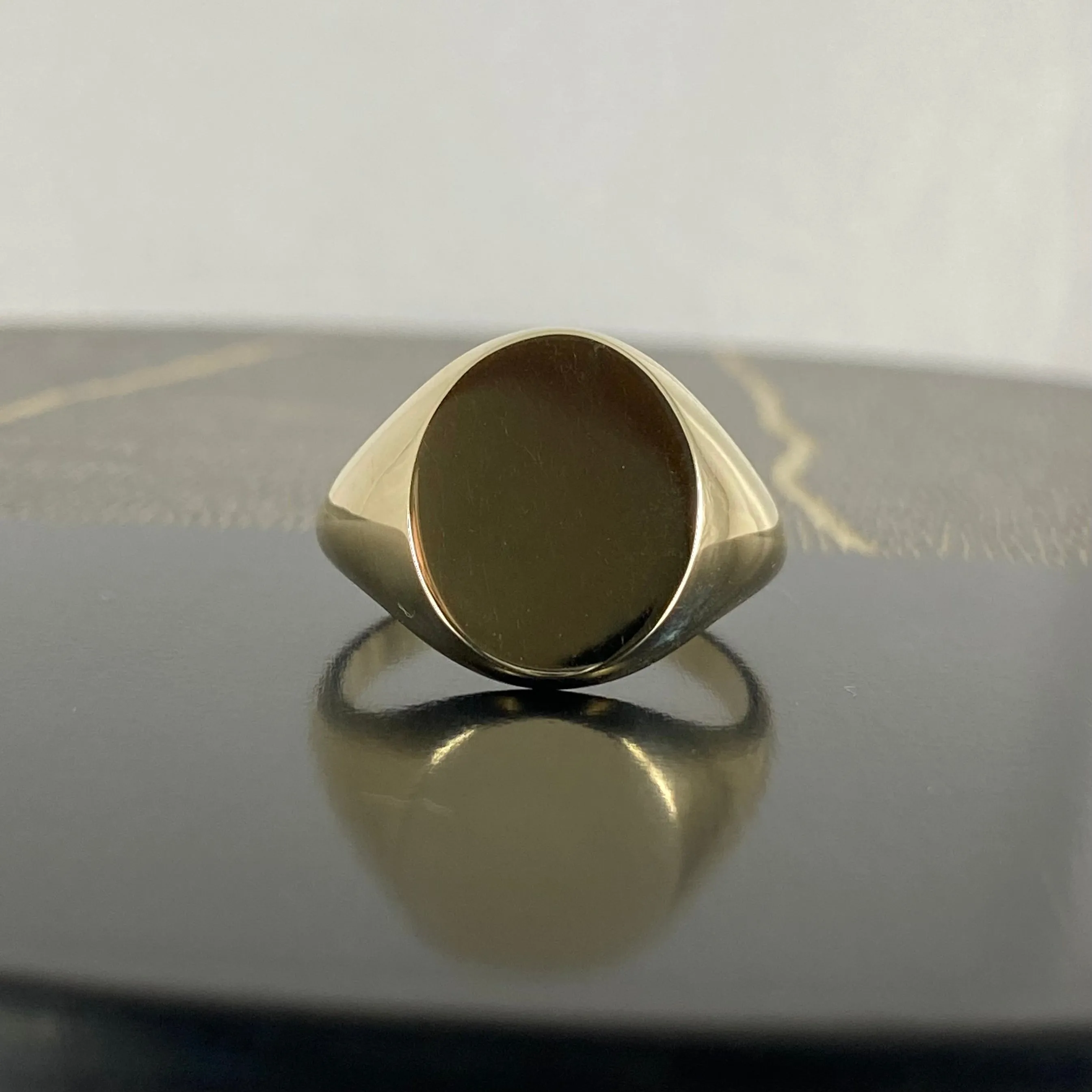 Classic Oval 16mm x 13mm - 9 Carat Yellow Gold Signet Ring