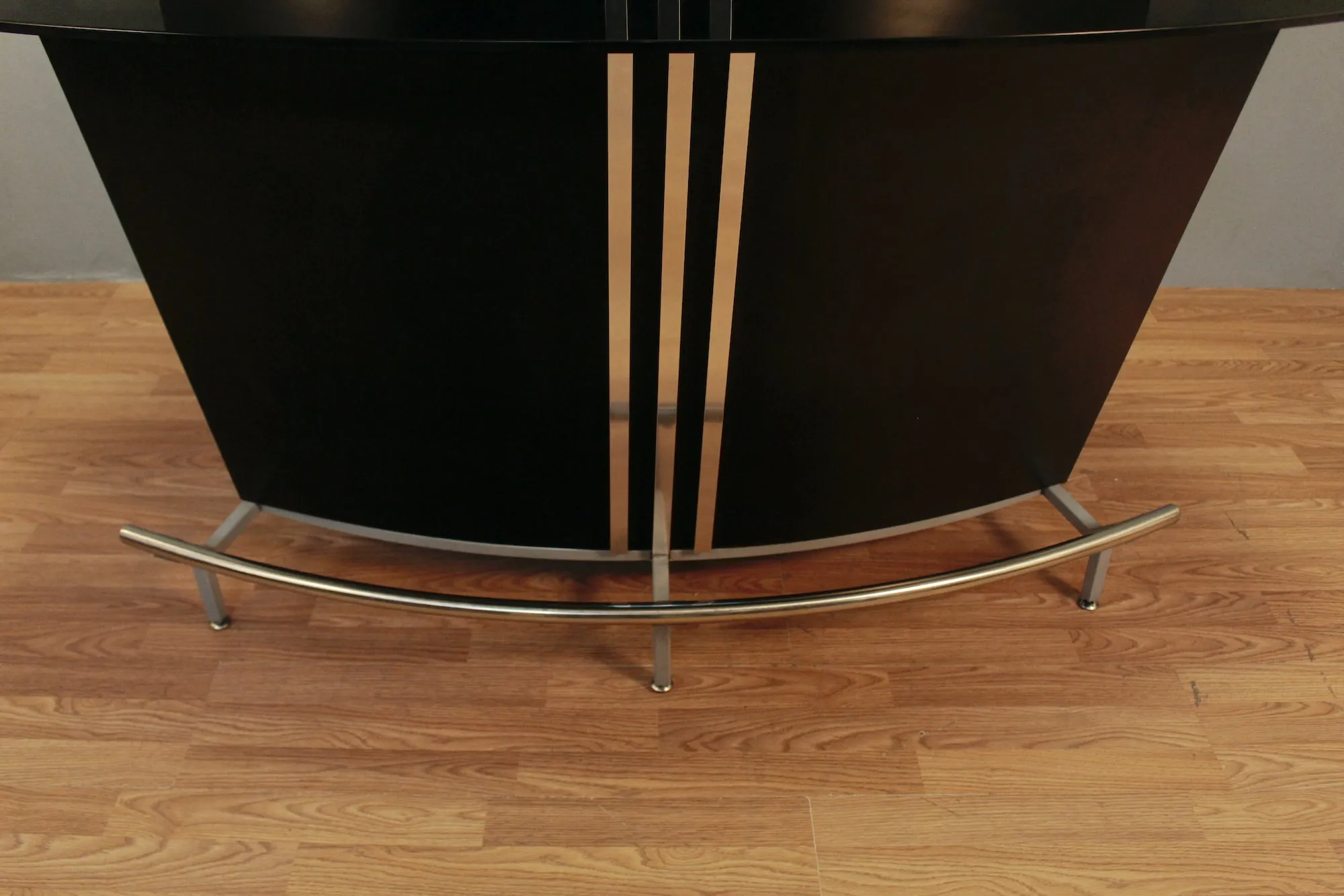 Contemporary Black & Chrome Bar
