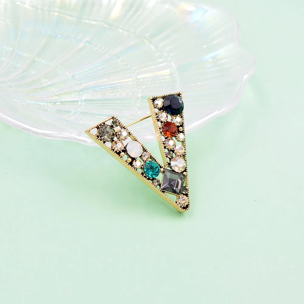 Crystal Letter V Brooches For Women Vintage Shining Fashion Pin Coat Accessories