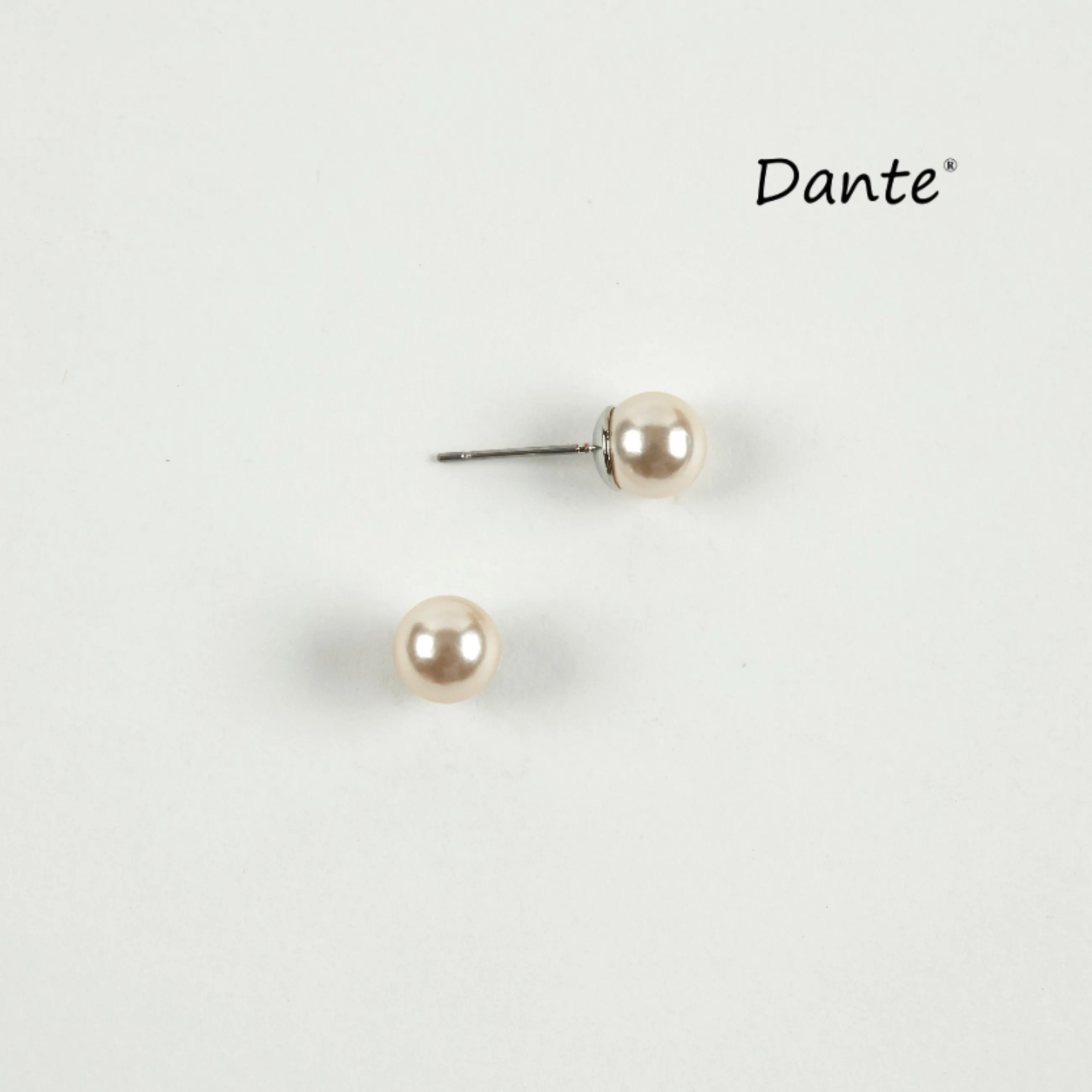 Dante Champagne Pearl Studs E23519