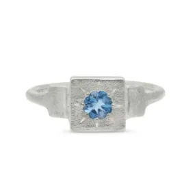 DAWN Signet Ring with Round London Blue Topaz Silver