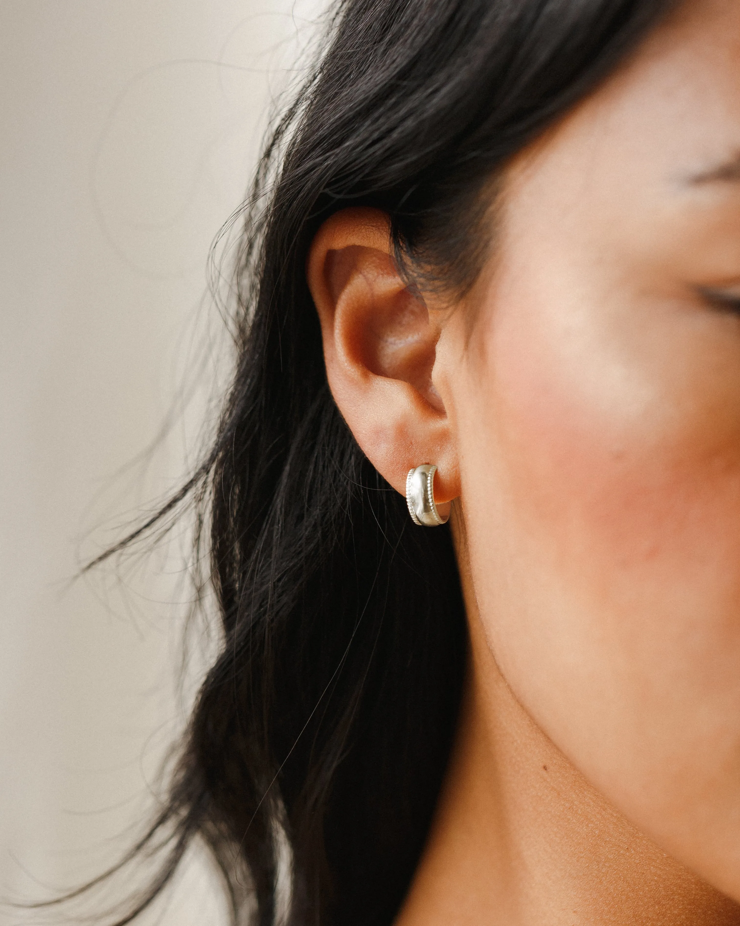 Downtown Nights Earring Set