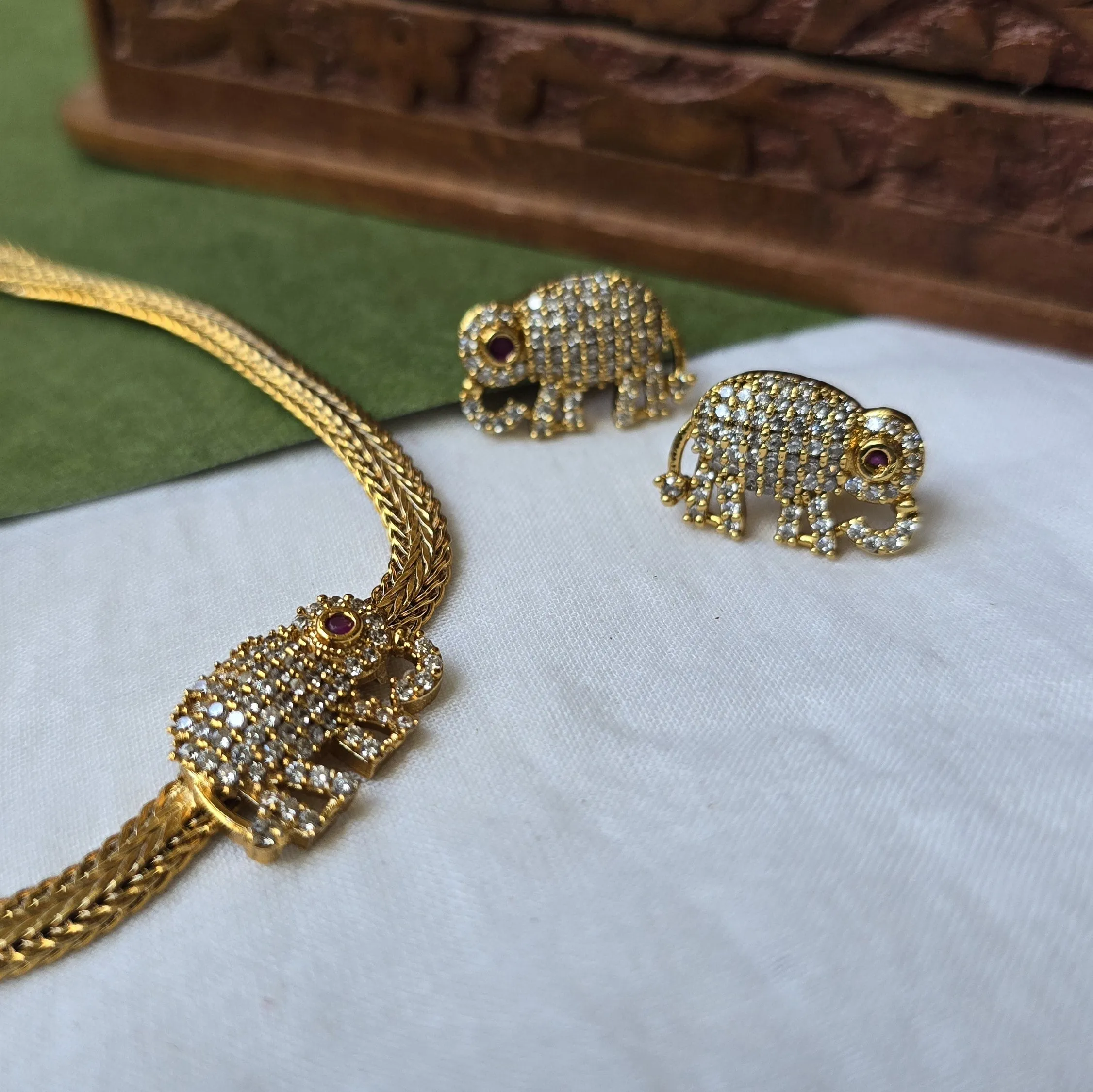 Elephant Pendant Chokers