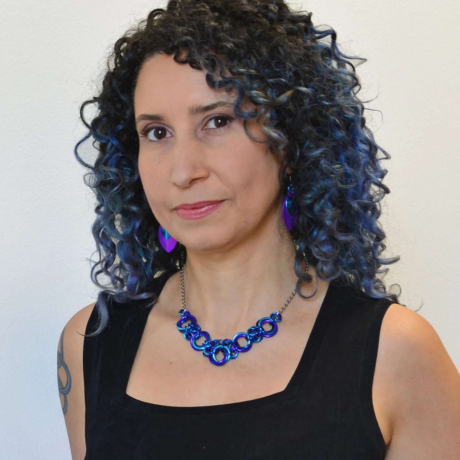 Knotted V Necklace - Water