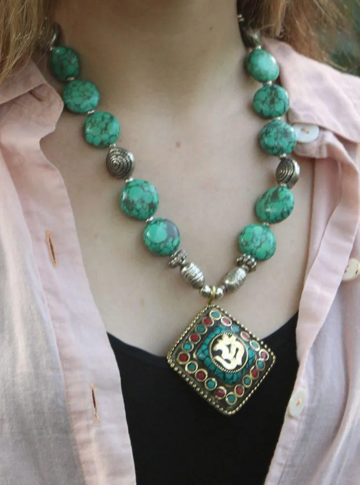 Modern Tibetan Turquoise Necklace