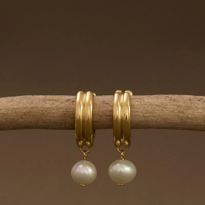SOLACE PEARL HOOPS
