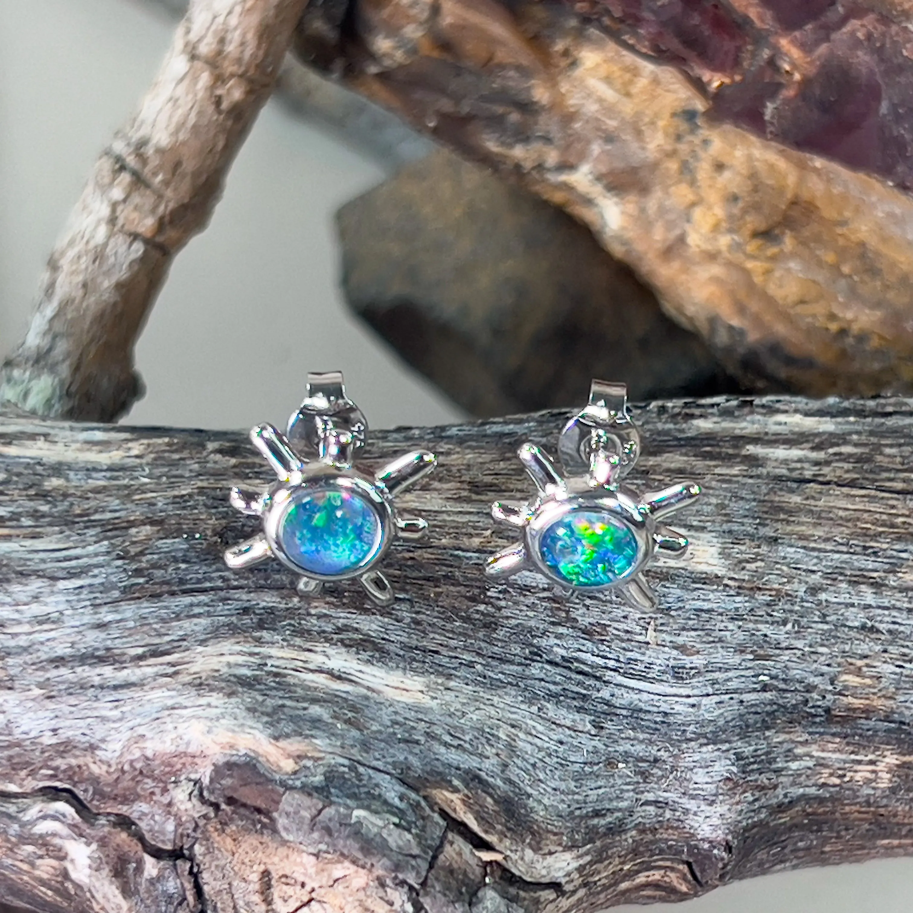 Sterling Silver round 6mm Opal triplet star ray studs