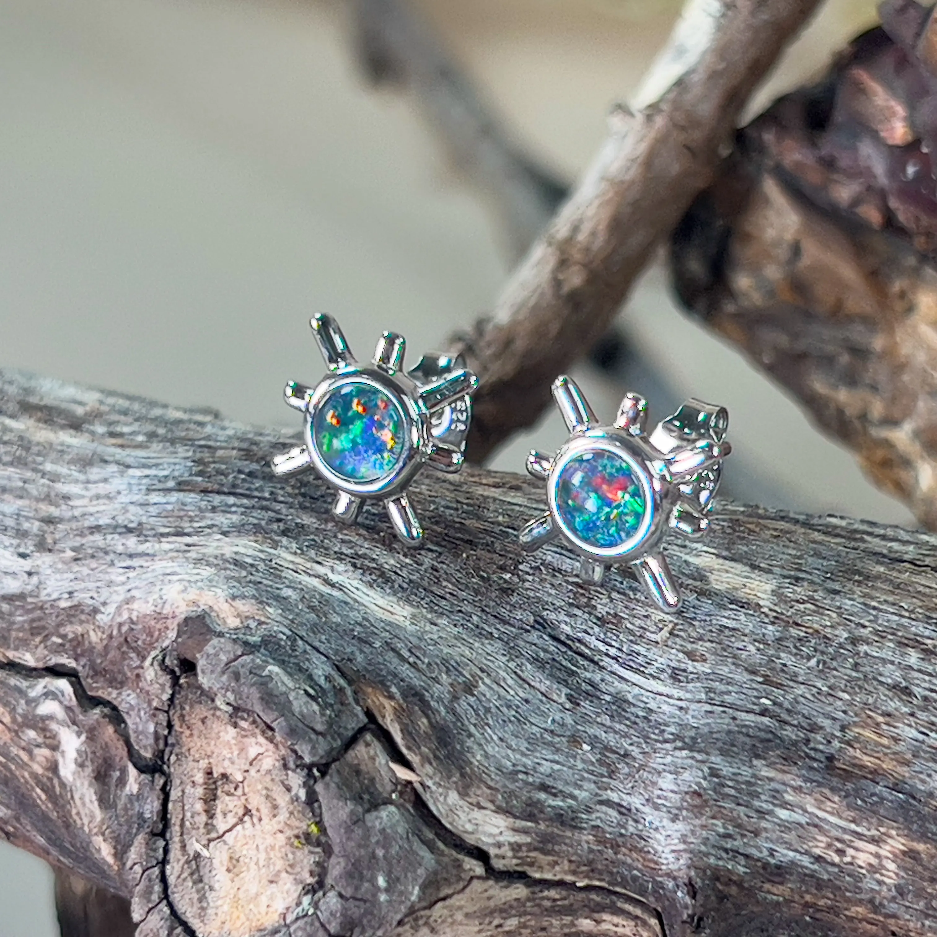 Sterling Silver round 6mm Opal triplet star ray studs