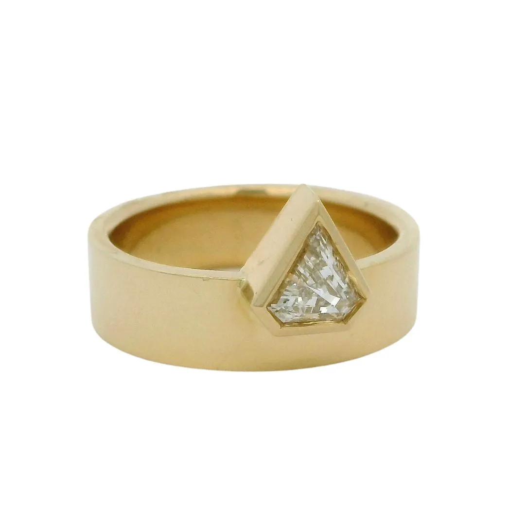 ZENITH - Modern Gold & Diamond Engagement Ring